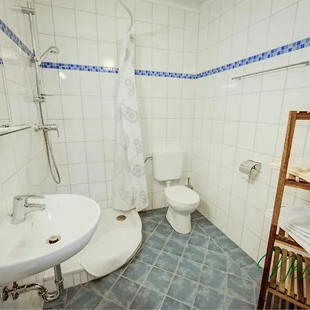 Neuwirt / Kressnig クラーゲンフルト