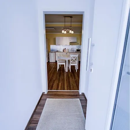 Neuwirt / Kressnig クラーゲンフルト