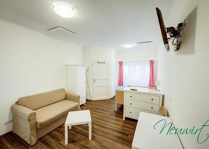 Szálloda Neuwirt / Kressnig *